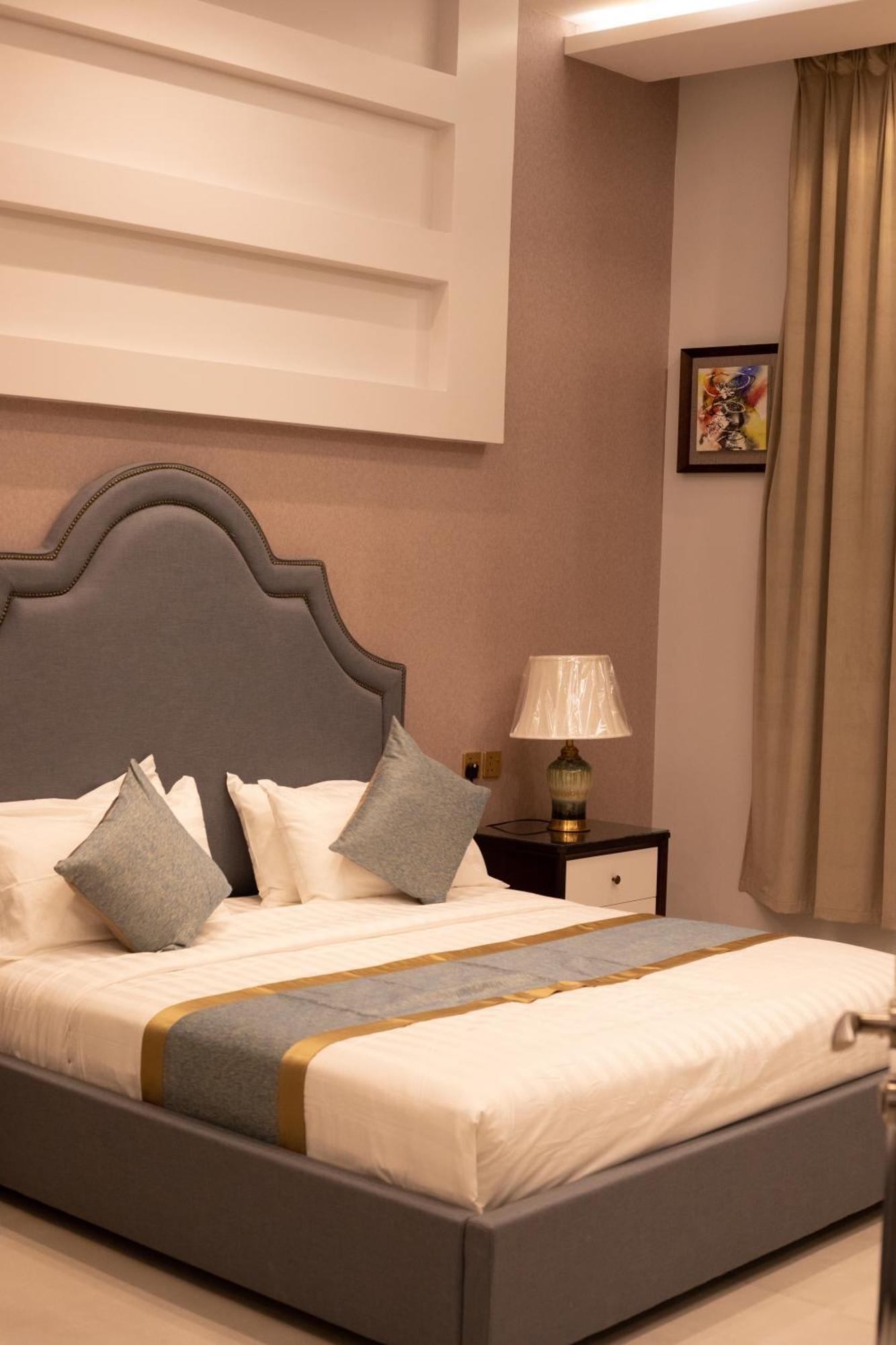 Nine Nights Chalet For Families Ahad Rafidah Ngoại thất bức ảnh