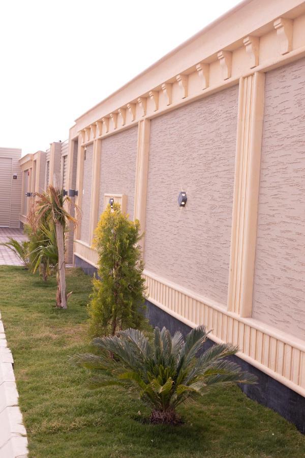 Nine Nights Chalet For Families Ahad Rafidah Ngoại thất bức ảnh
